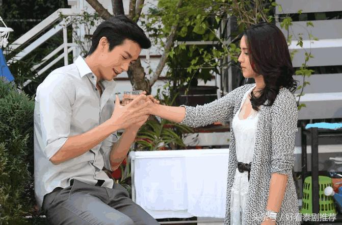 泰剧女主被男主虐到心碎,虐心泰剧超虐片段双男主