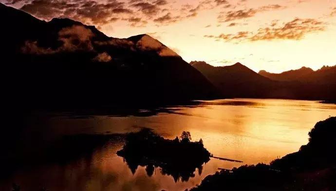 秋天的西藏林芝,一定不会错过的就是秋天的林芝