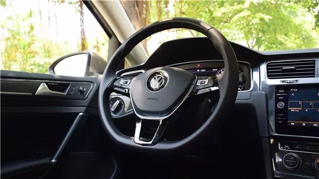 一汽大众高尔夫家用感受,一汽大众品鉴