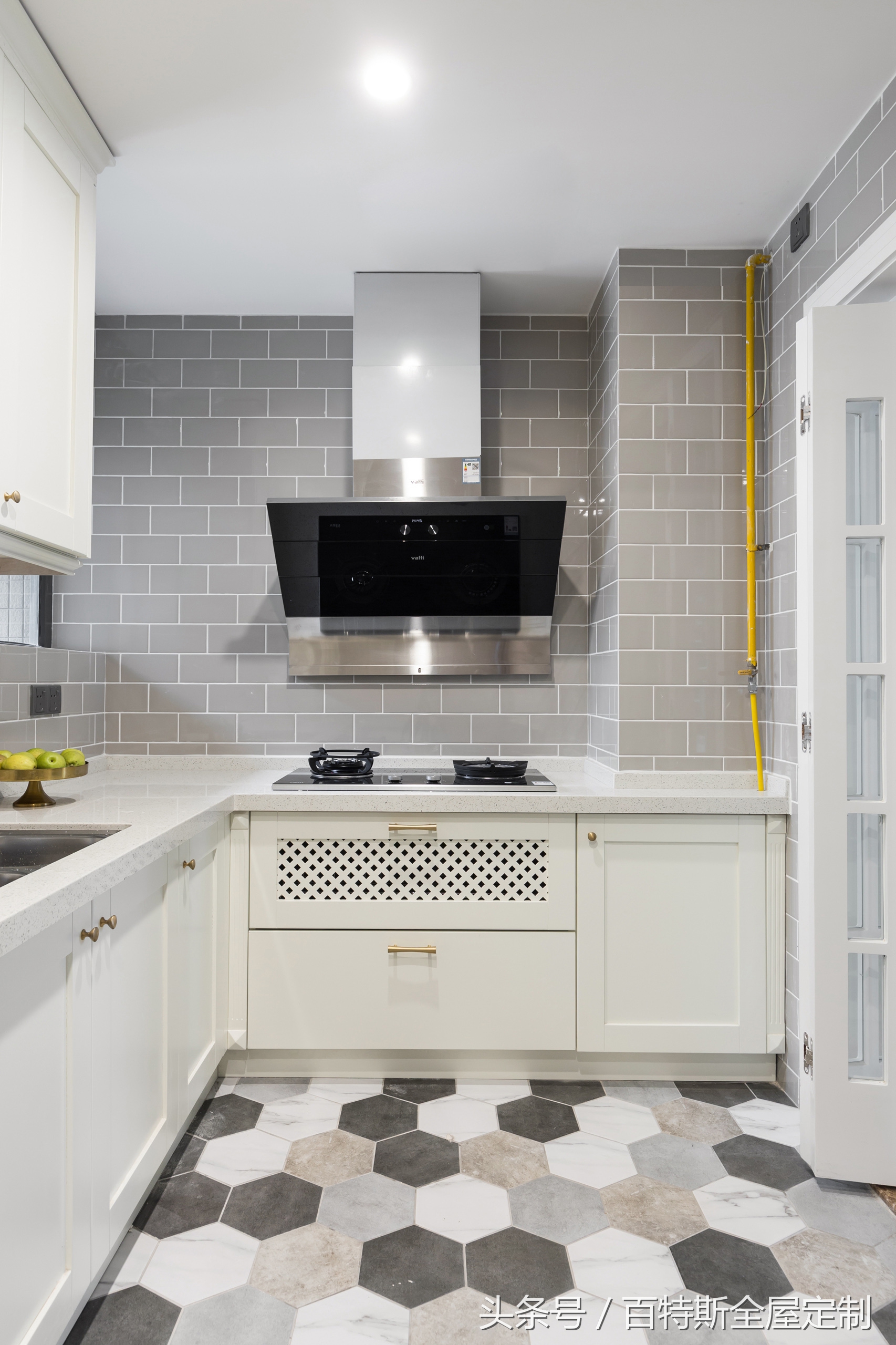 橱柜最新设计简单实用大气,橱柜装修设计总有一款适合你