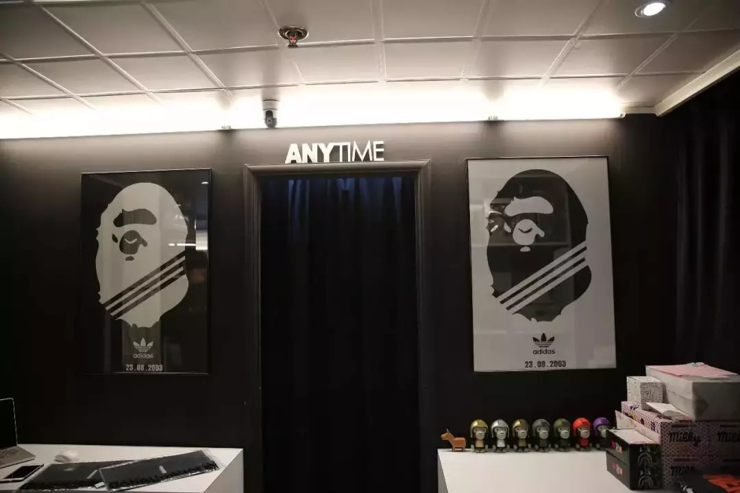 哪里有supreme代购,supreme代购