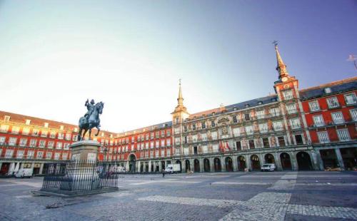 巴塞罗那参观诺坎普球场,走进西班牙巴塞罗那