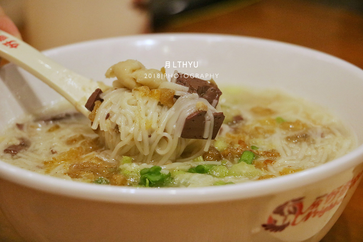 这间高人气的厦门小吃店，居然隐藏在小区的拐角处