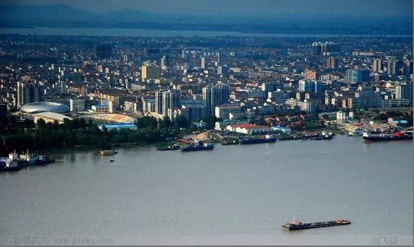 混在武穴——在县城的生存法则｜令无数武穴人深思的文章……