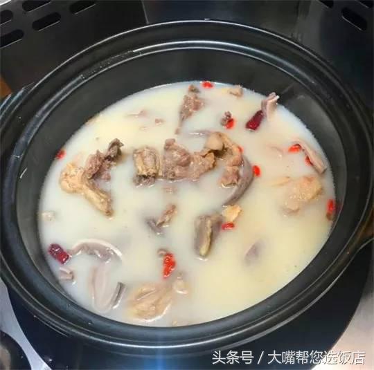 吃遍大连丨滋补火锅正当季！虽没那么热辣酸爽，但也温和可人
