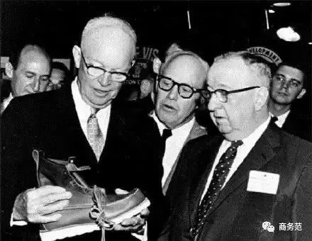 男人必须有一双马丁靴,男人必备的几双靴子