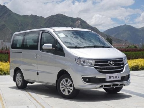 菱智m5l和风行m3plus哪个好,菱智m5对比瑞风m3