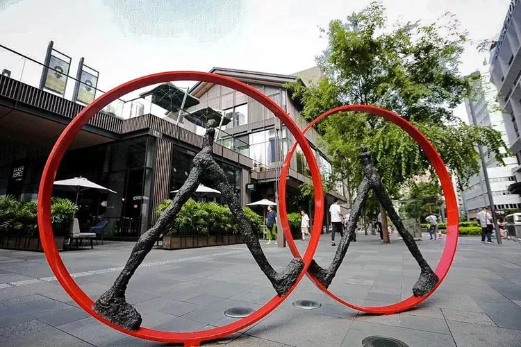 成都太古里裸眼3d龙雕塑,成都18个雕塑