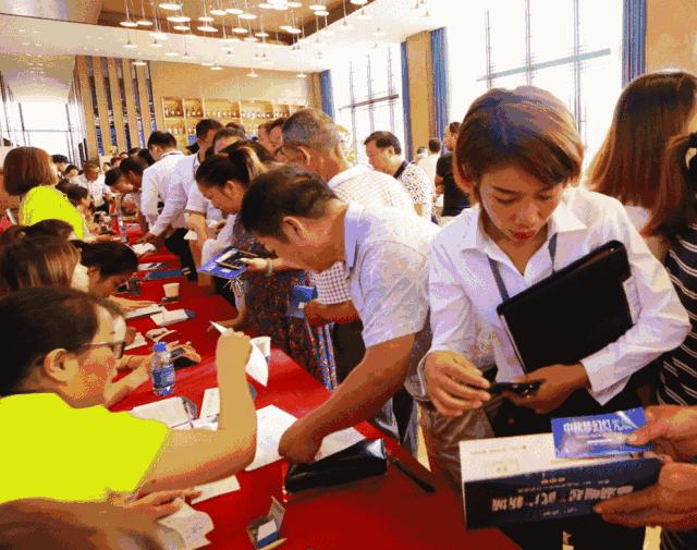 *钟金**领航，武广启航｜*钟金**武广新城营销中心盛大开放！未卖先火！