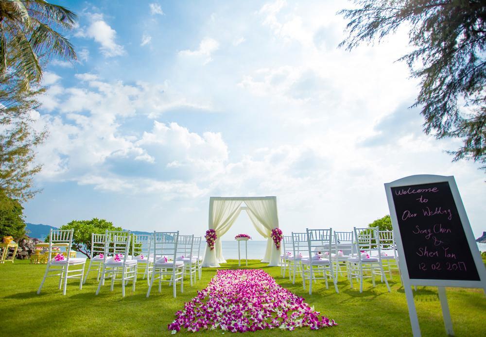 全球婚礼目的地探路：NAKA，悬空在半山腰上的透明火柴盒