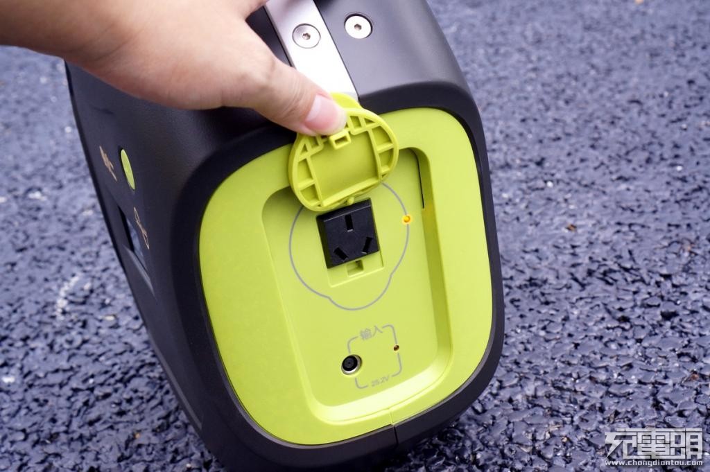 电小二户外电源拆解,电小二户外电源拆机