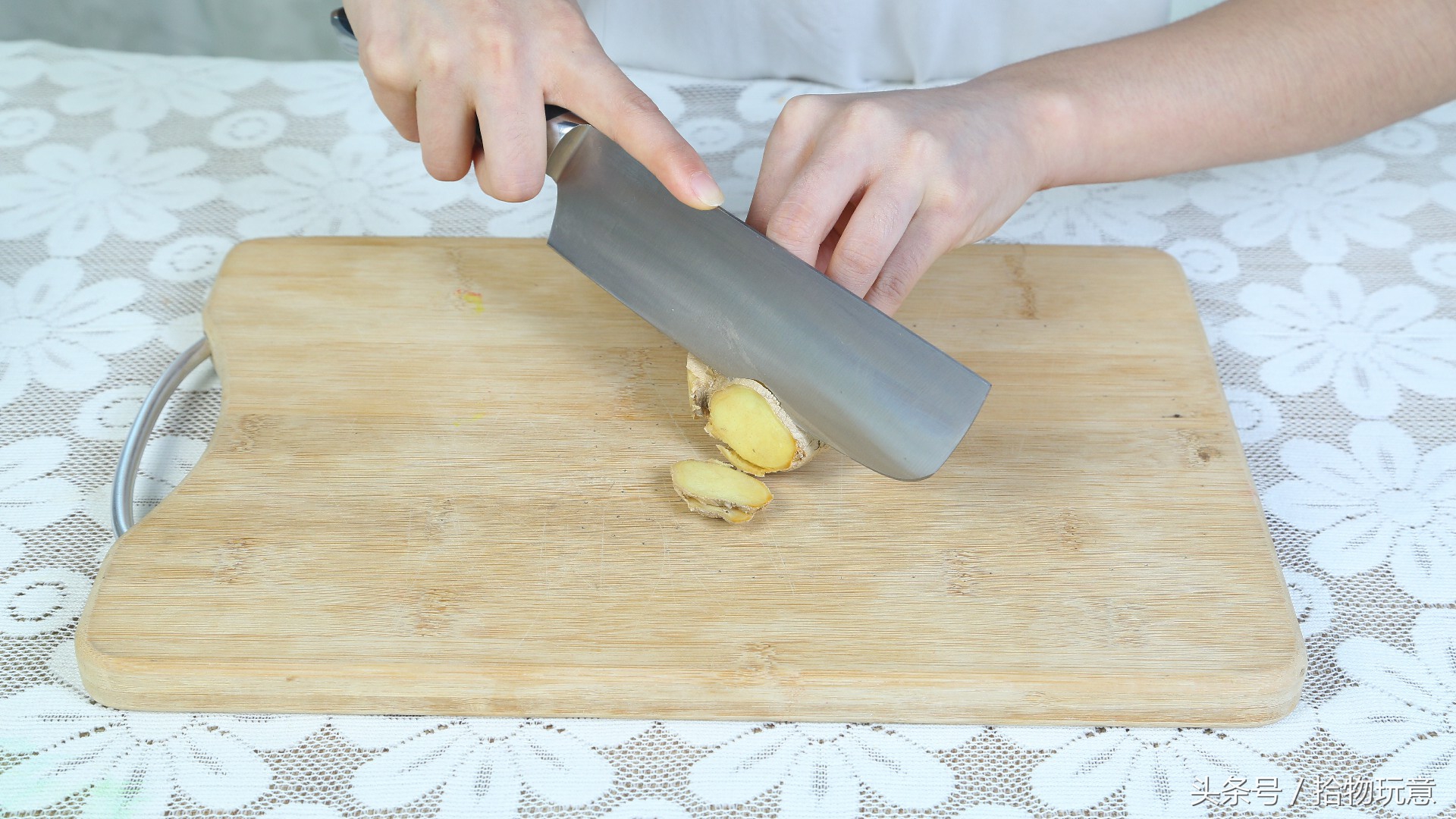 祛湿很简单,教你一招最迅速的祛湿方法