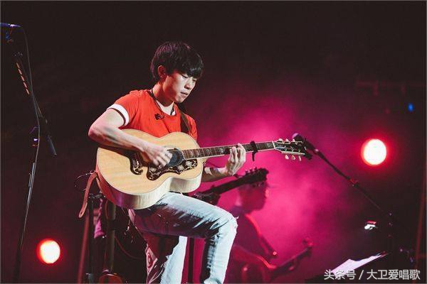 赵雷经典民谣南方姑娘,赵雷单曲南方姑娘