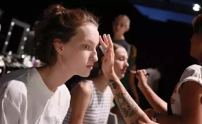 fila第一任设计师,fila米兰时装周