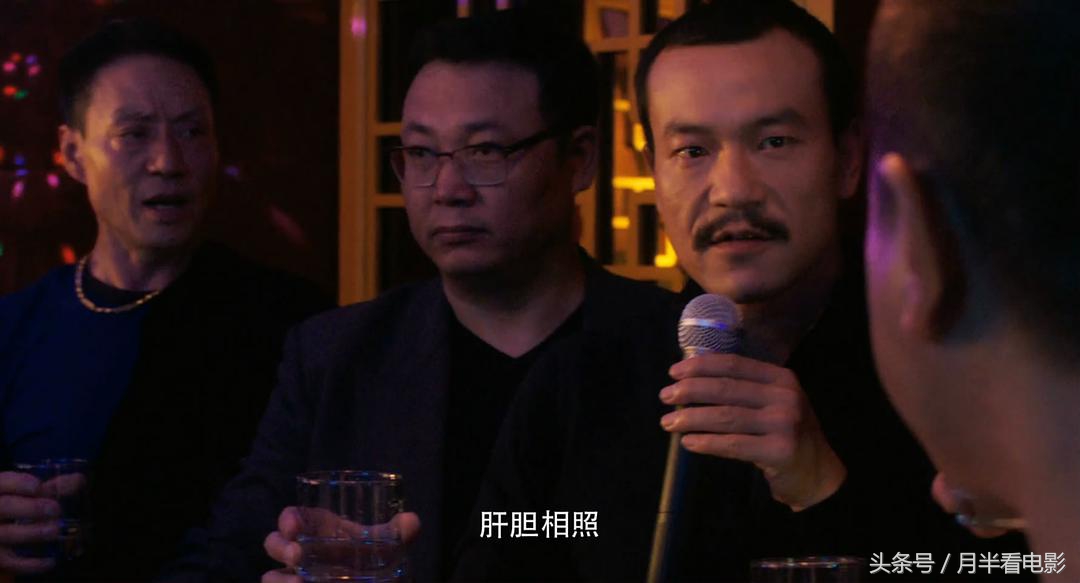 贾樟柯太原往事,两个镜头看懂贾樟柯的山河故人