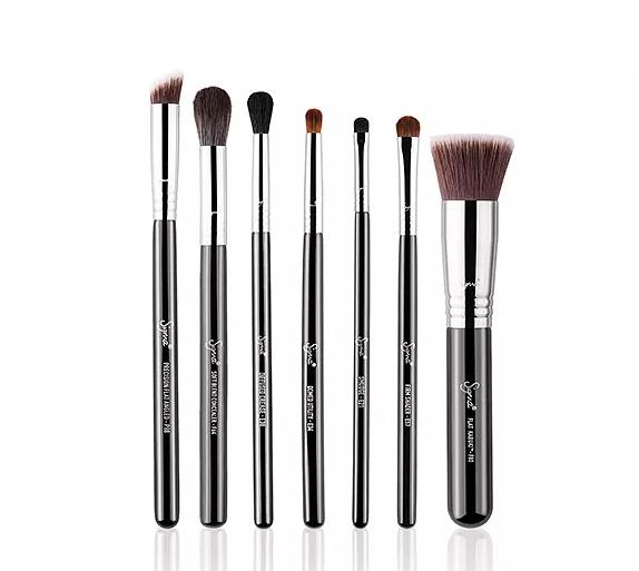 怎么选化妆刷材质,化妆刷套装新手初学怎么选