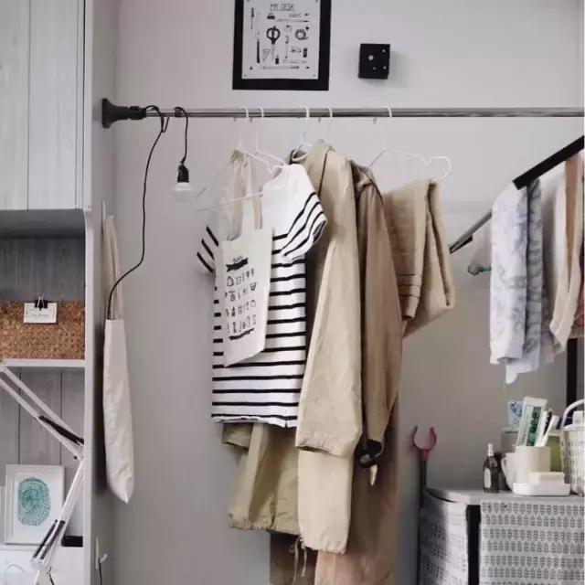 学子进阶攻略|如何在超小空间的宿舍玩转极简风