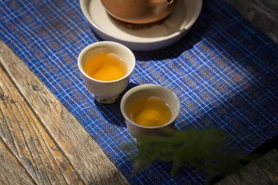 正岩肉桂山场味,武夷正岩茶岩骨花香