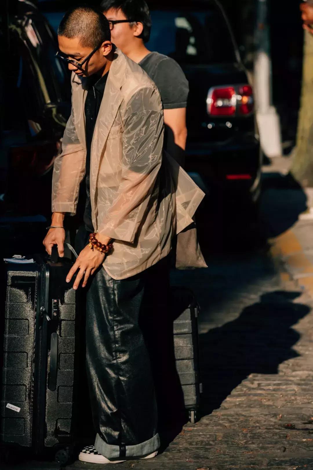 别问我怎么知道的，男士下半身“够宽”才舒适！