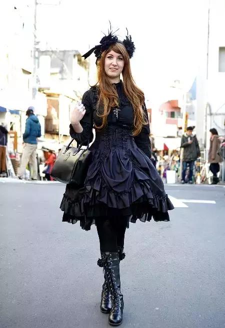 洛丽塔服装真人版,洛丽塔服装含义