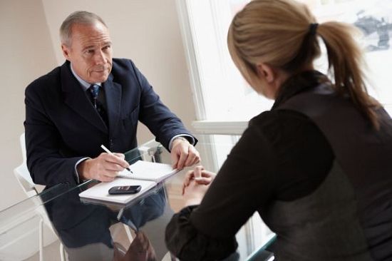 做领导人品和水平哪个重要,领导的人品好不好就看这五个细节