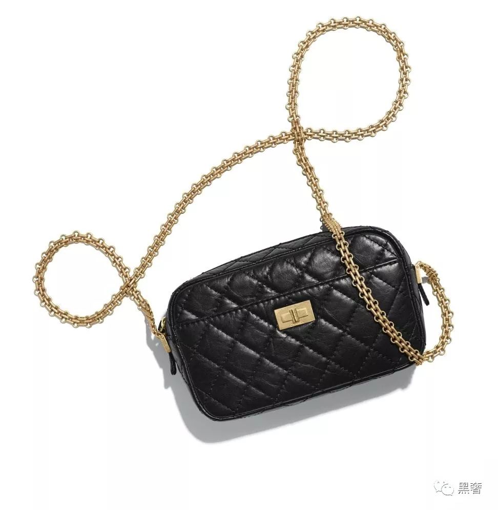 结婚当天适合妈妈背的包推荐,去参加婚礼背什么颜色的包合适