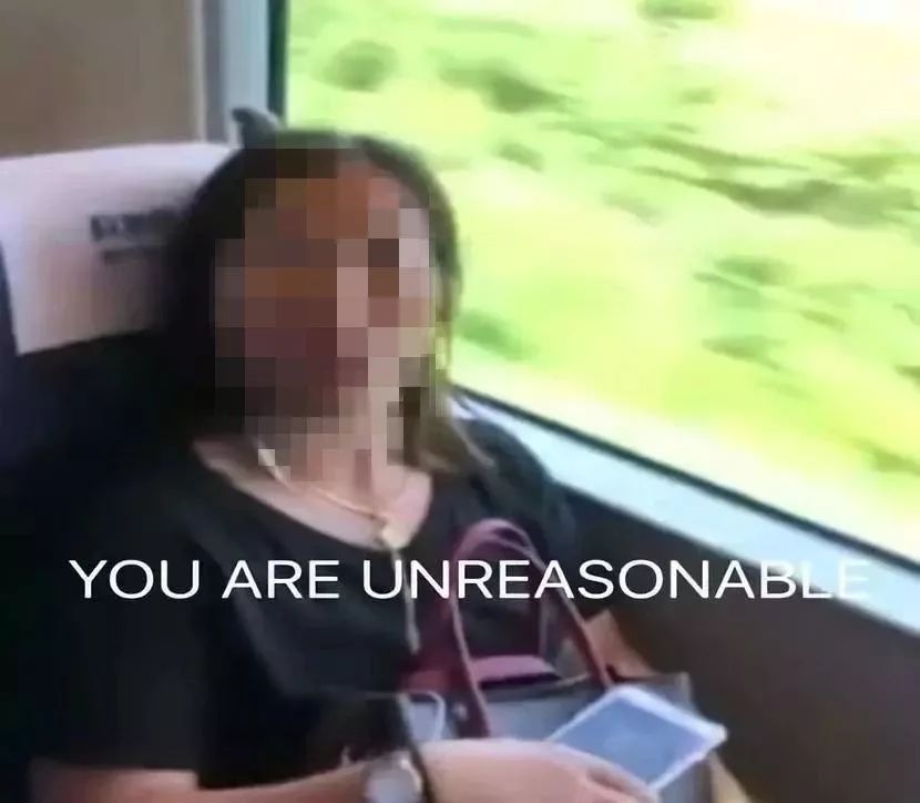 座霸,霸座用英语怎么说