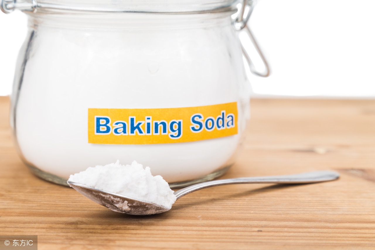 小苏打刷牙能使牙快速变白吗,食用小苏打刷牙可以让牙变白吗