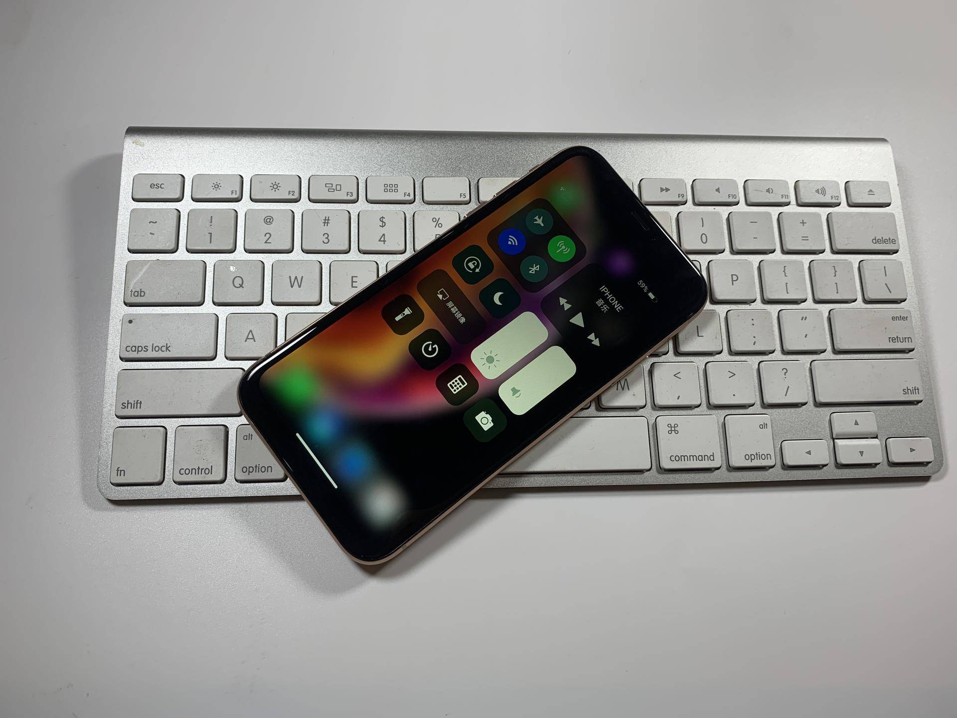 山寨iphone100元,山寨iphonexs开箱
