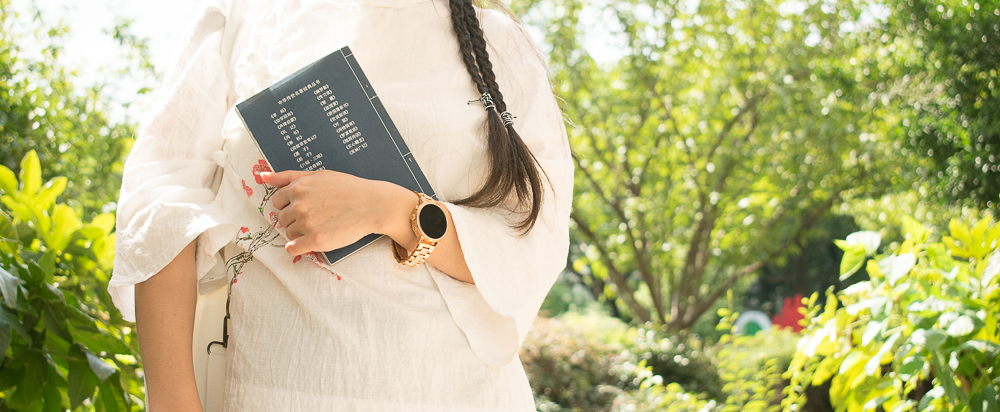 戴fossil手表,fossil智能腕表