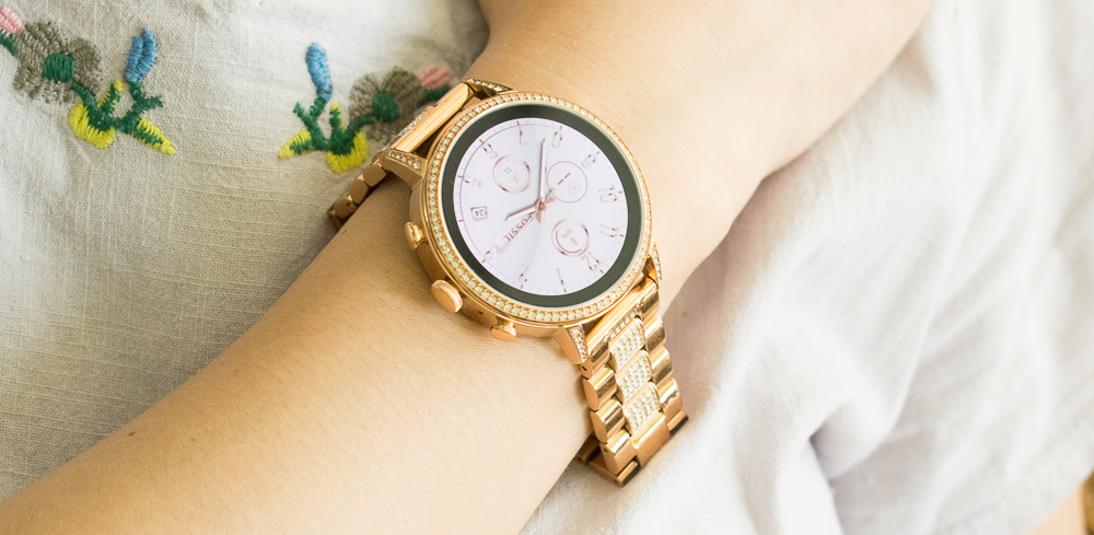 戴fossil手表,fossil智能腕表