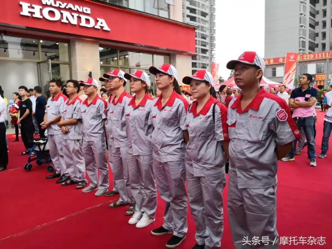 五羊本田乡镇专卖店展示图,五羊本田摩托车全国直营店