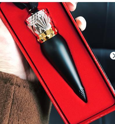 推荐几支巨显白的口红 (春夏必备的5支口红)