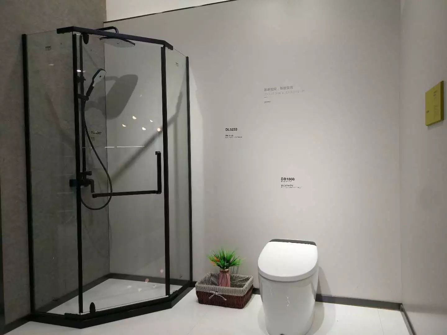 滋享水源净美生活|杜菲尼惊艳亮相2018北京室内装饰和设计博览会