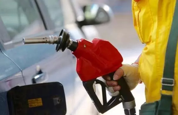 95汽油与92汽油混加了怎么办,95号汽油和92号柴油有什么区别