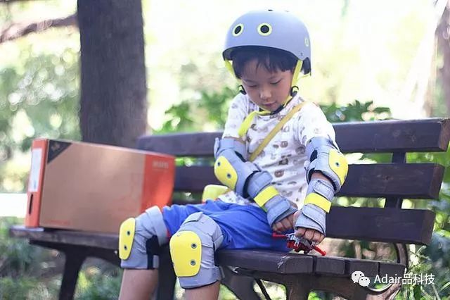 国庆送啥？小米家新品轮滑美国轮滑爷爷设计价格仅249