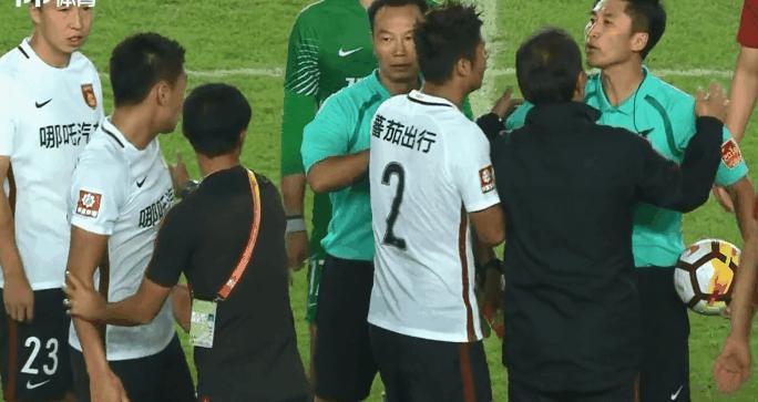 张呈栋激怒马宁红牌,张呈栋马宁红牌说了什么