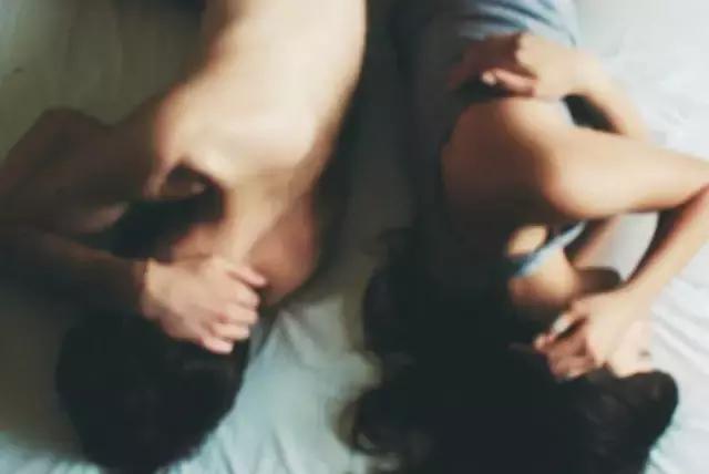 女人挣钱不是责任而是价值,男人挣钱叫责任女人挣钱叫尊严