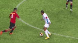 足球之夜辽足降级,中国足球的惨痛瞬间