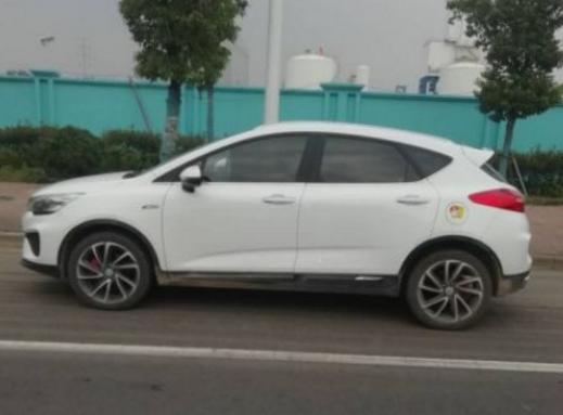 车主畅谈帝豪gs到底值不值得买,帝豪gs2020款1.4tcvt雅版夜间试驾