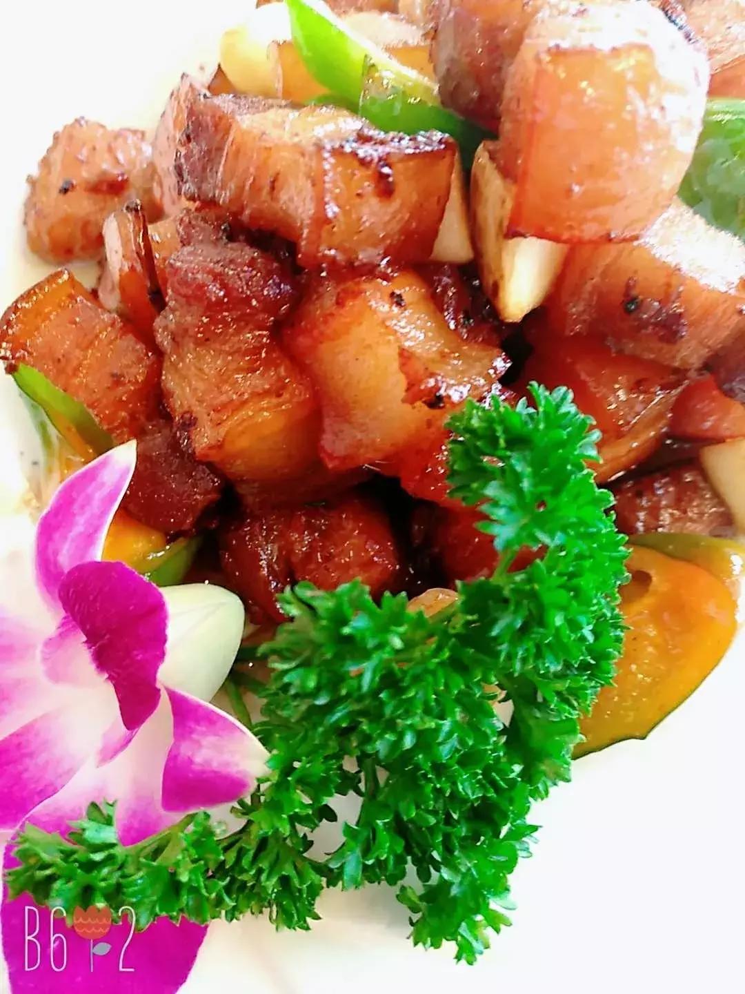 石锅鱼这家店回头客超多,武穴石锅鱼地址