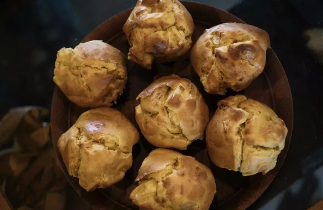 石窑面包店内实拍视频,天然酵母的石窑面包店