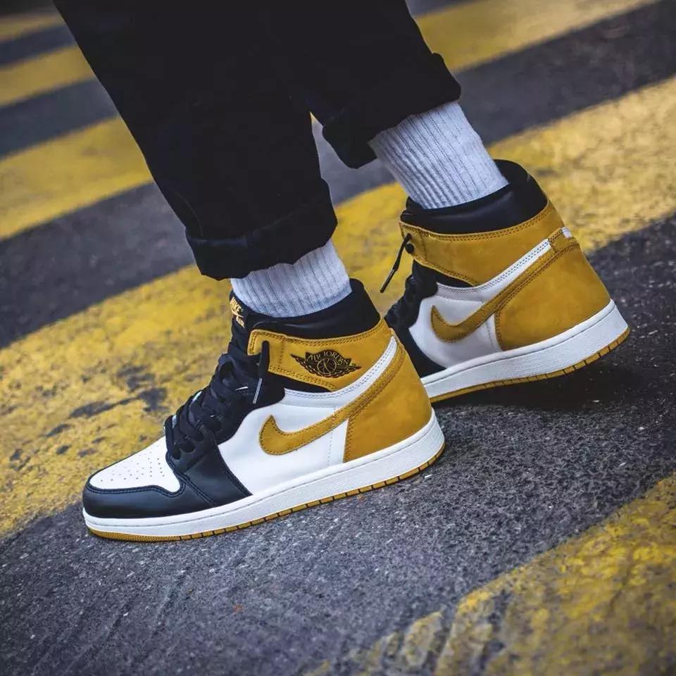 月均7个配色的AJ1,到底是谁在为他们买单?