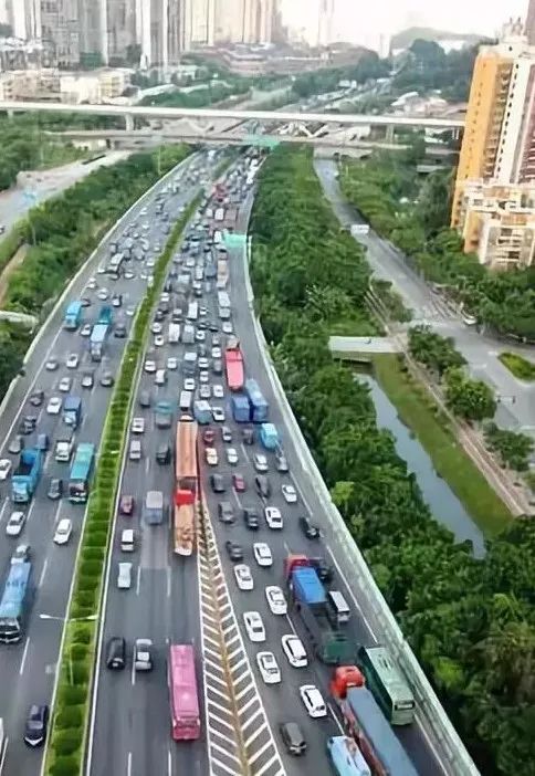 来一碗靓汤结束假期,冬天给家人来一碗爱心汤