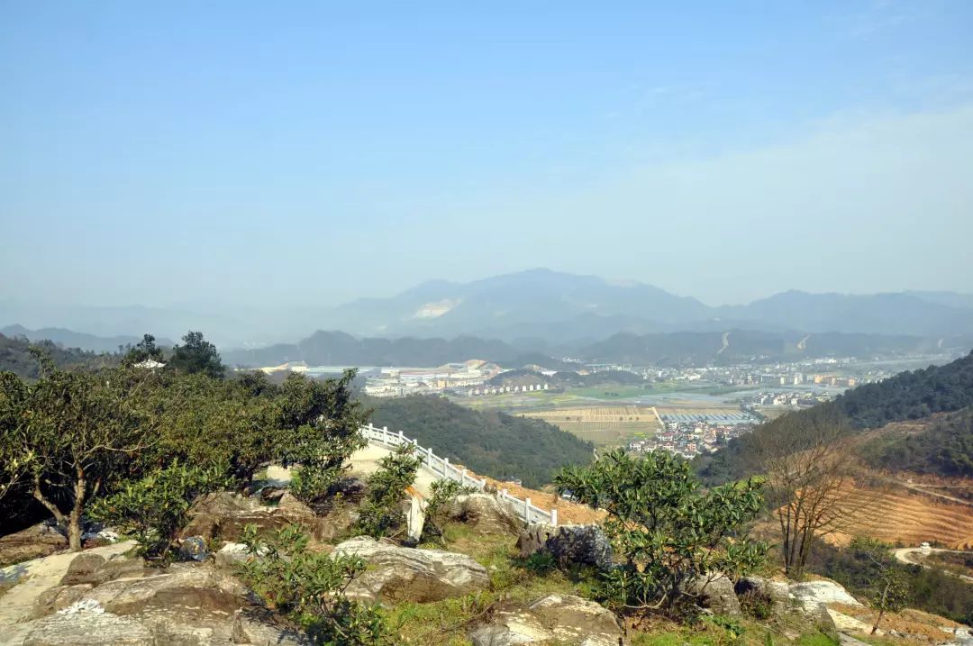 全国十大示范村名单,湖南100个农村特色示范村视频