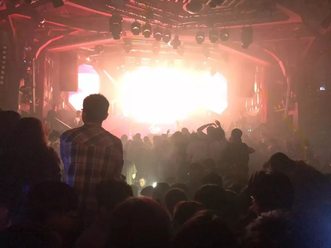 工人体育场夜生活,工人体育场三里屯酒吧