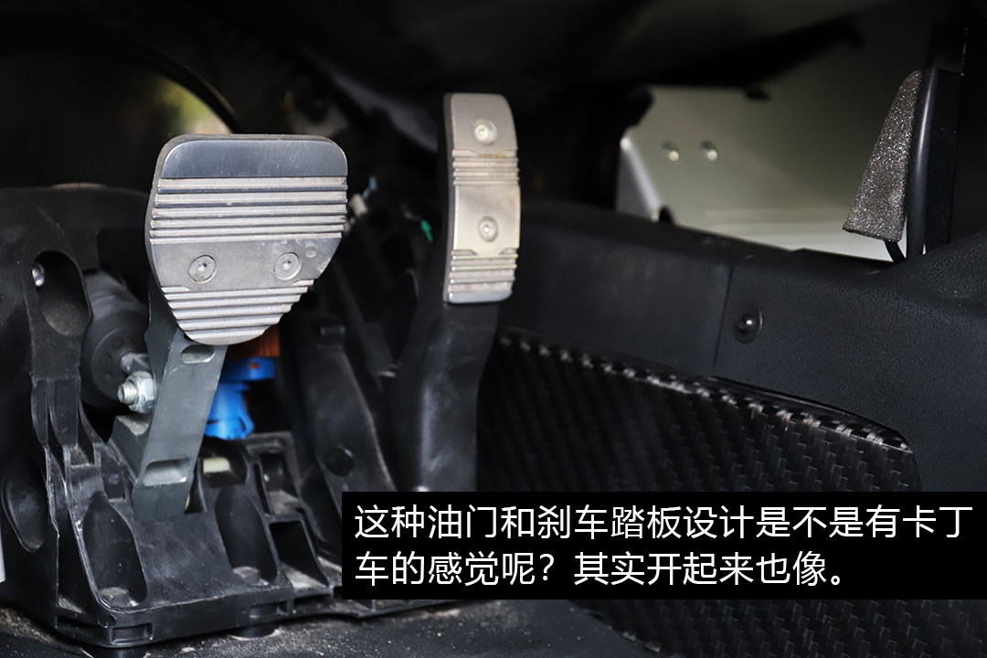 美过法拉利，骚过保时捷，这款4C玩得就是稀罕