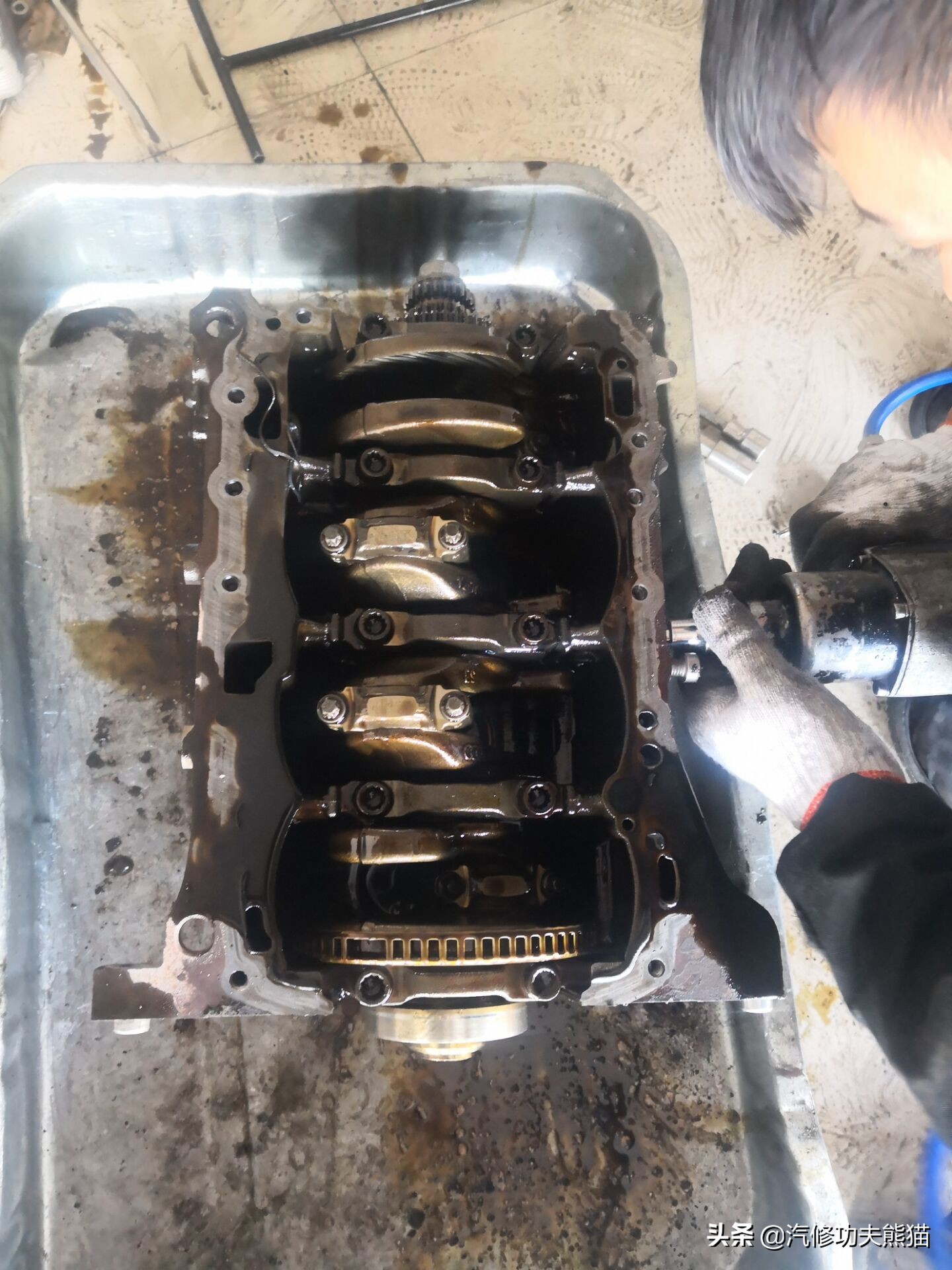 大众夏朗2.0t三代烧机油解决方法,大众夏朗1.8t烧机油