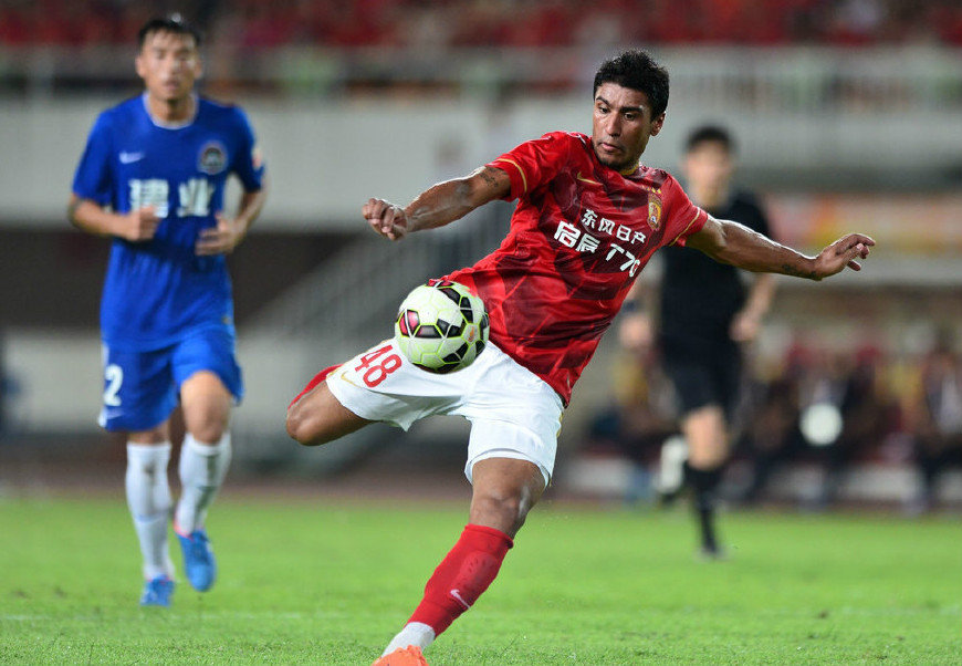 世界十大重炮手之卡洛斯,世界杯5大进球c罗上榜重炮卡洛斯