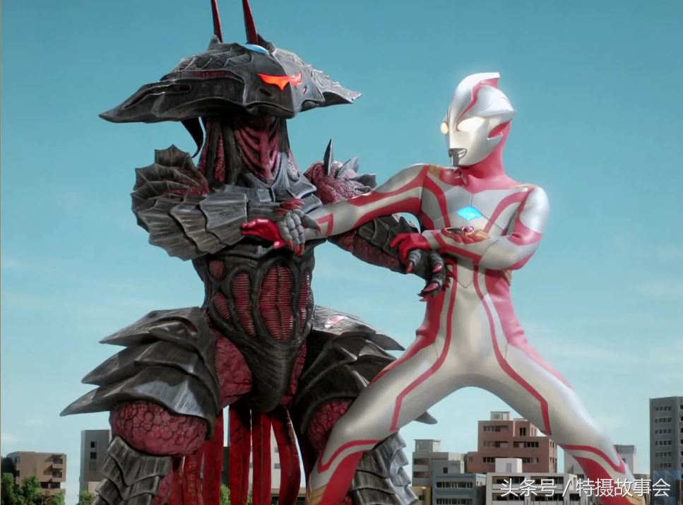 濂ョ壒鏇间笌鍋囧ゥ鐗规浖,鍋囧ゥ鐗规浖鐜╁叿瑙嗛